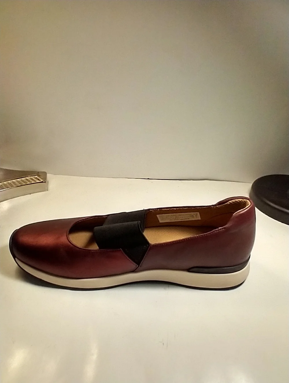 Vionic Cadee Camo Mary Jane Slip On Shoes Women’s sz 9.5